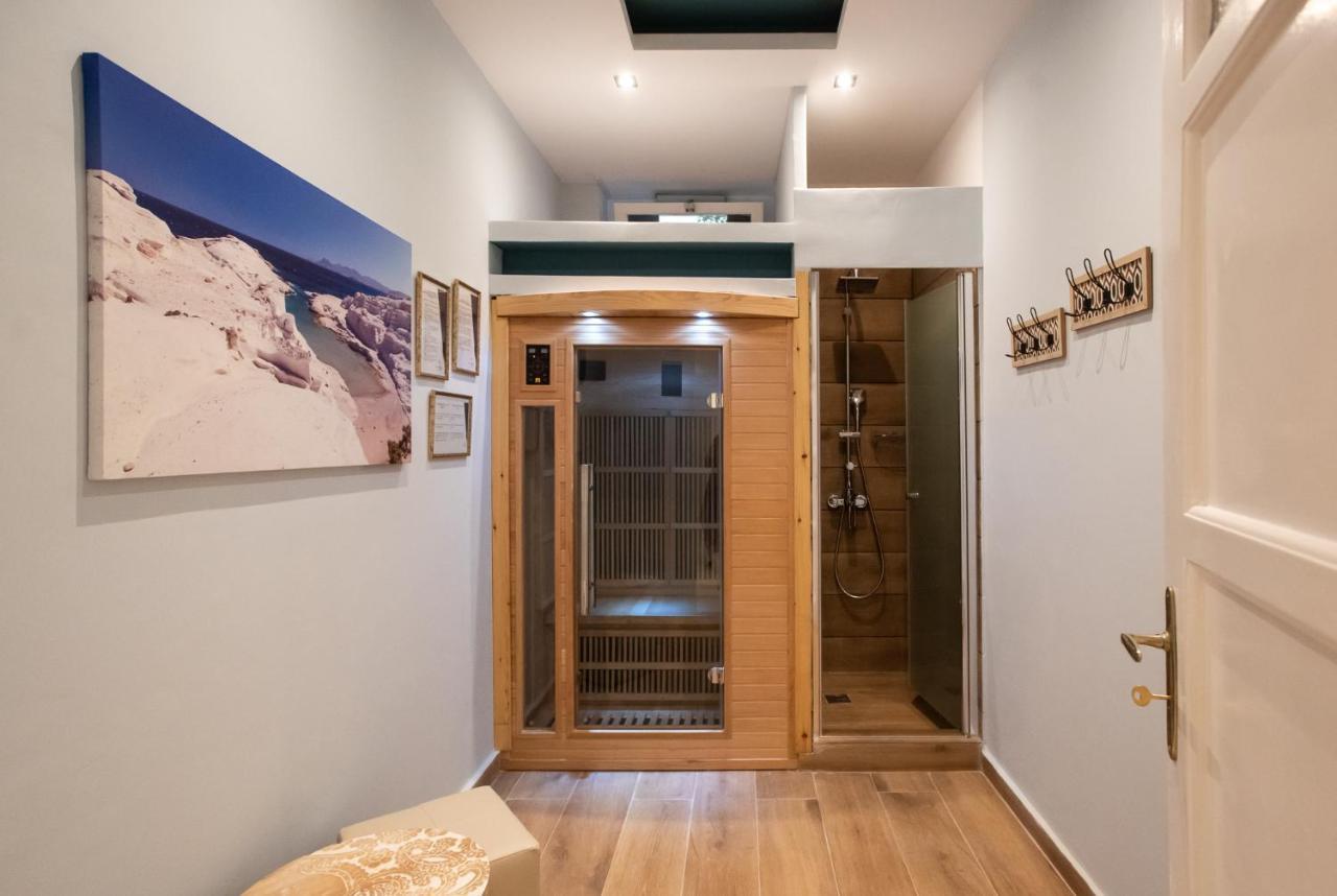 Blue Ark Lavish Sauna Suite أثينا المظهر الخارجي الصورة